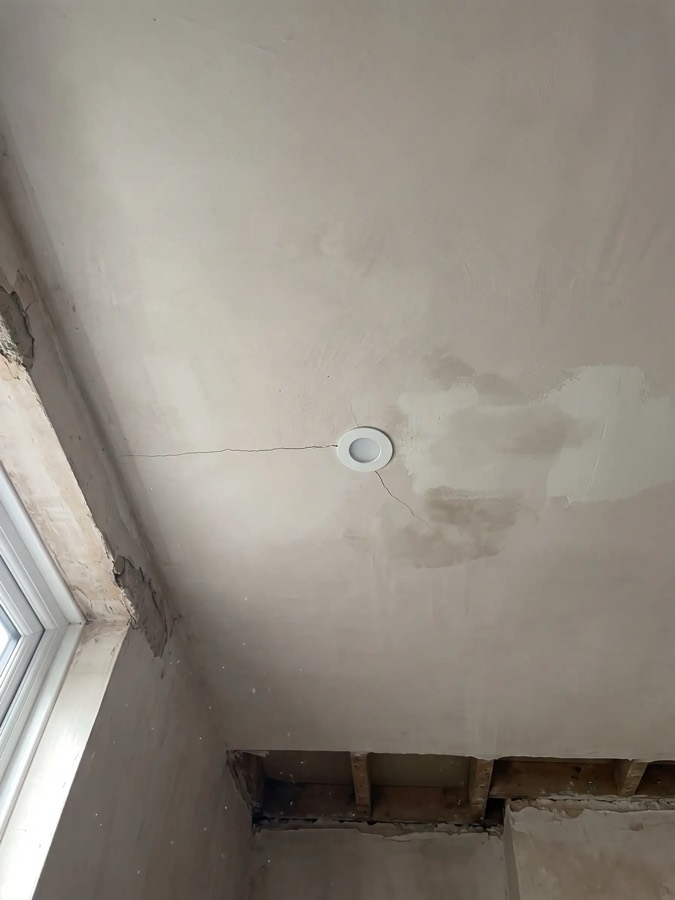 Crack by a downlight